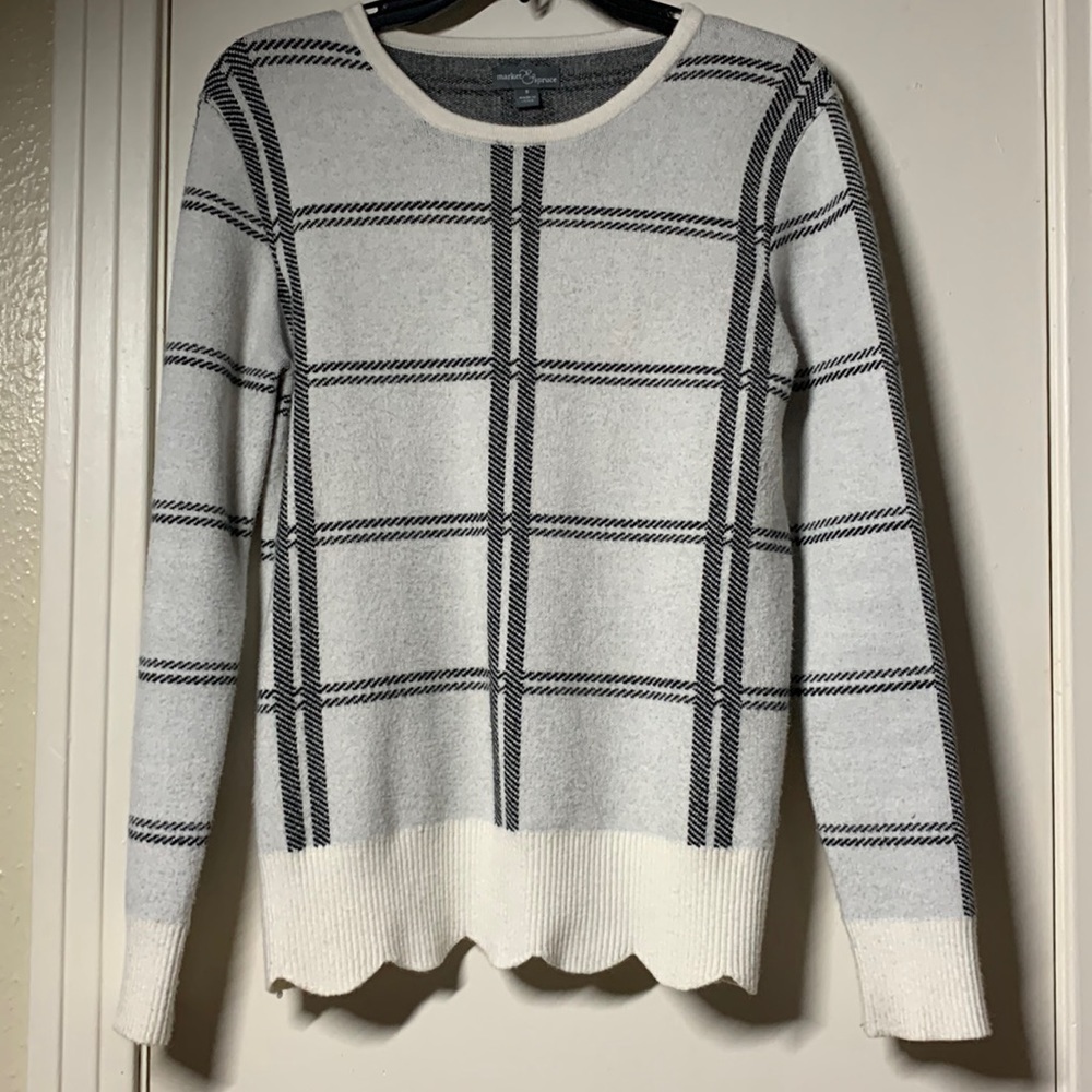 Market & Spruce Windowpane Graphic Scalloped Sweater, S
